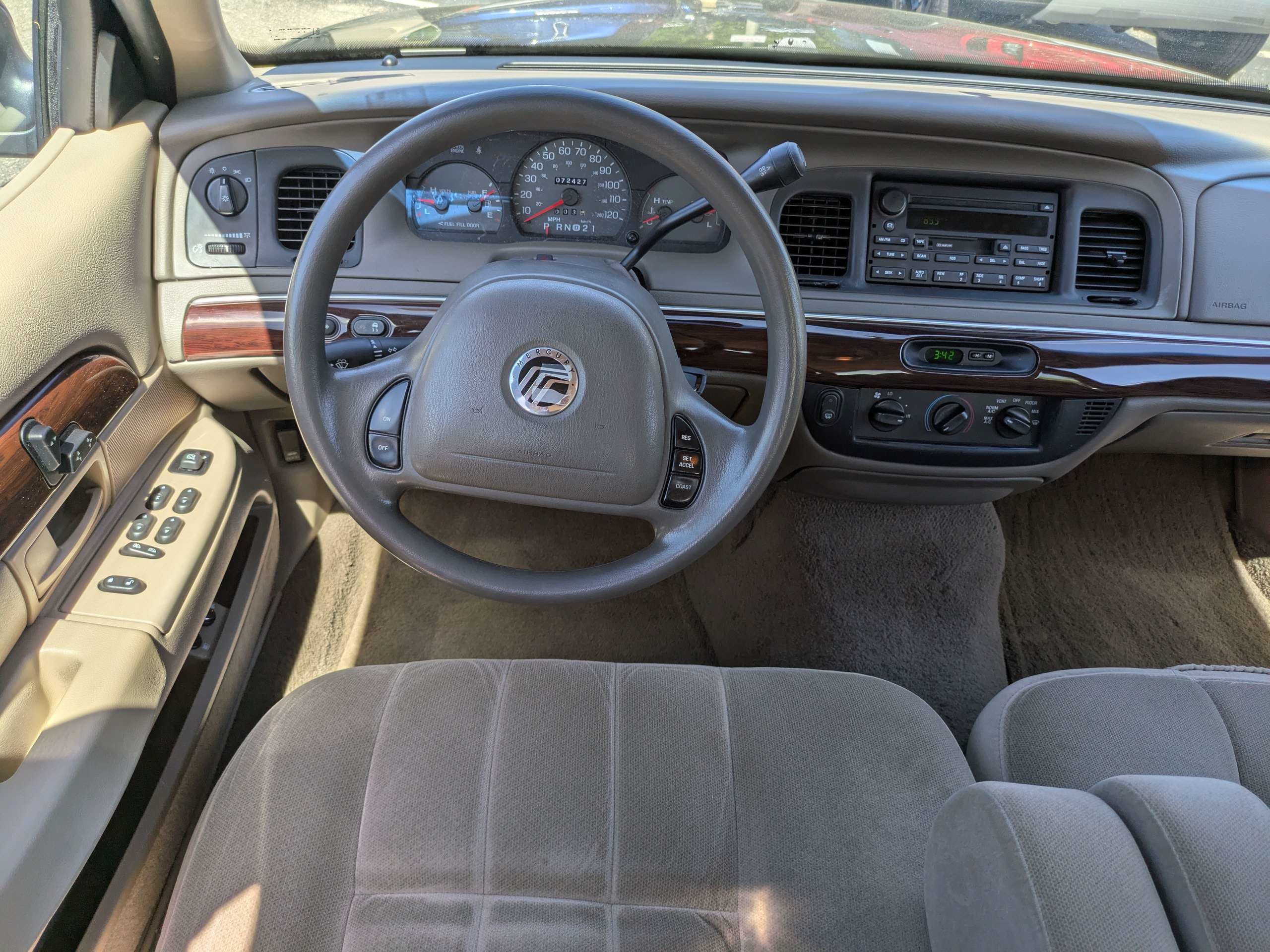 Used 2003 Mercury Grand Marquis GS RWD image 14