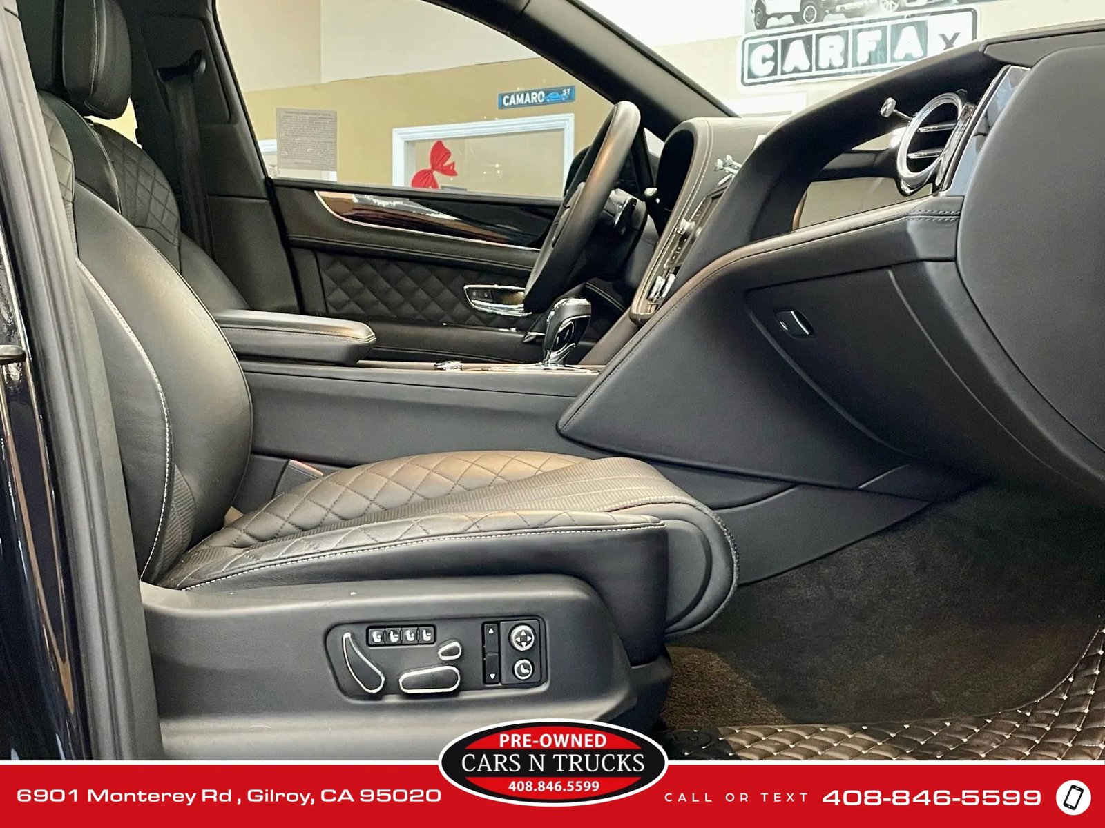Used 2017 Bentley Bentayga image 20