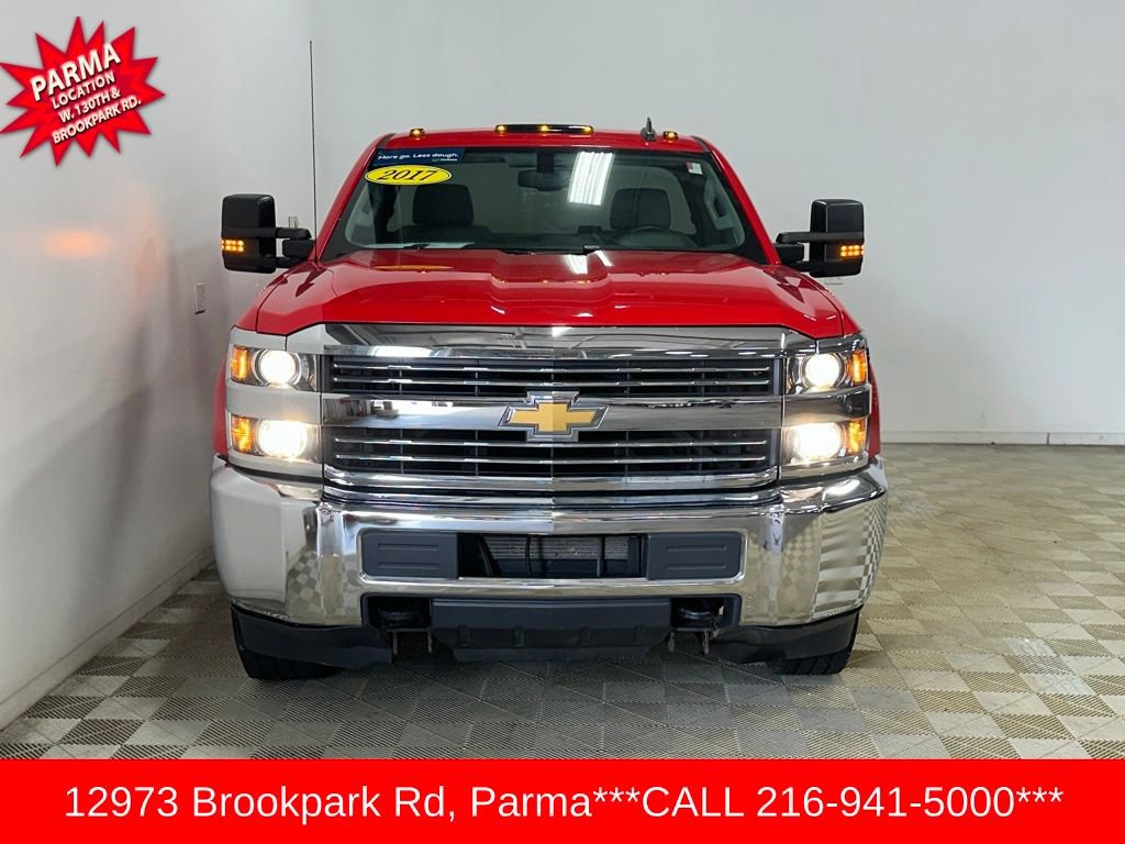 Used 2017 Chevrolet Silverado 2500 W/T w/ WT Convenience Package AWD/4WD image 2