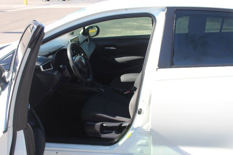 Used 2020 Toyota Corolla LE image 10
