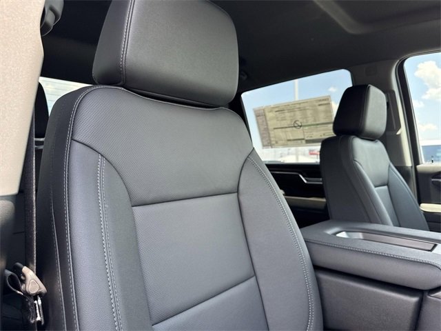 New 2025 GMC Sierra 2500 SLT image 24