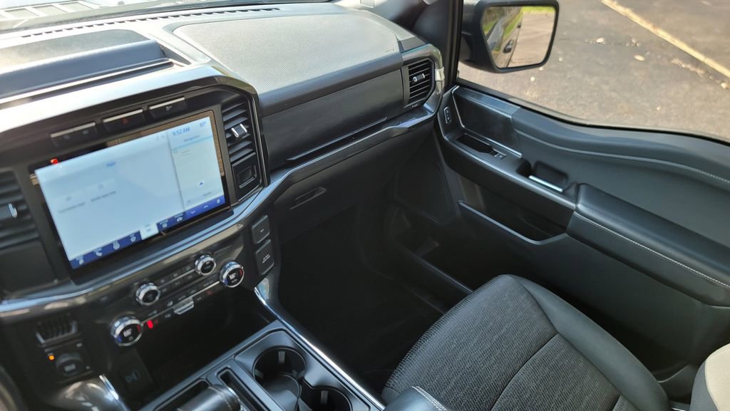 Used 2021 Ford F150 XLT w/ Equipment Group 302A High image 23