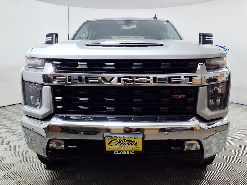 Used 2021 Chevrolet Silverado 2500 LT w/ Texas Edition AWD/4WD image 3