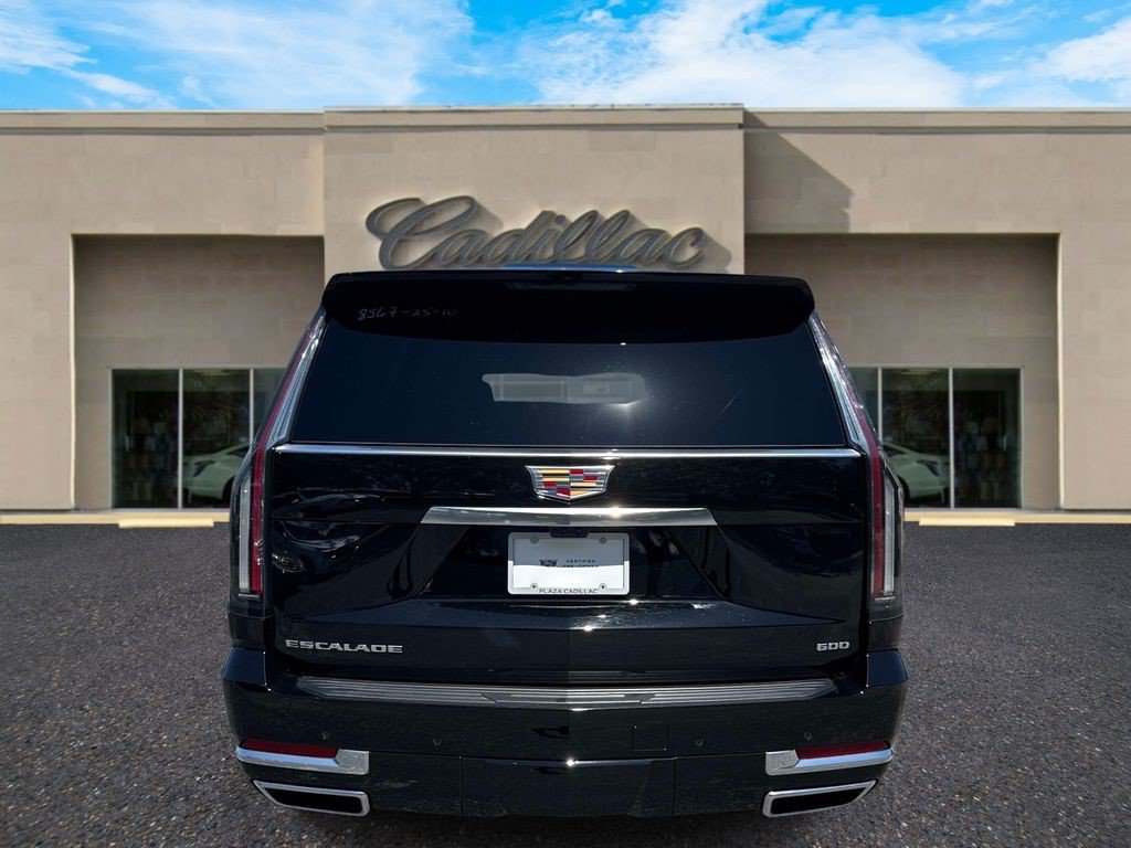 Certified 2025 Cadillac Escalade Premium Luxury w/ Touring Package AWD/4WD image 4