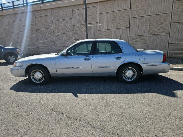 Used 2001 Mercury Grand Marquis LS image 2