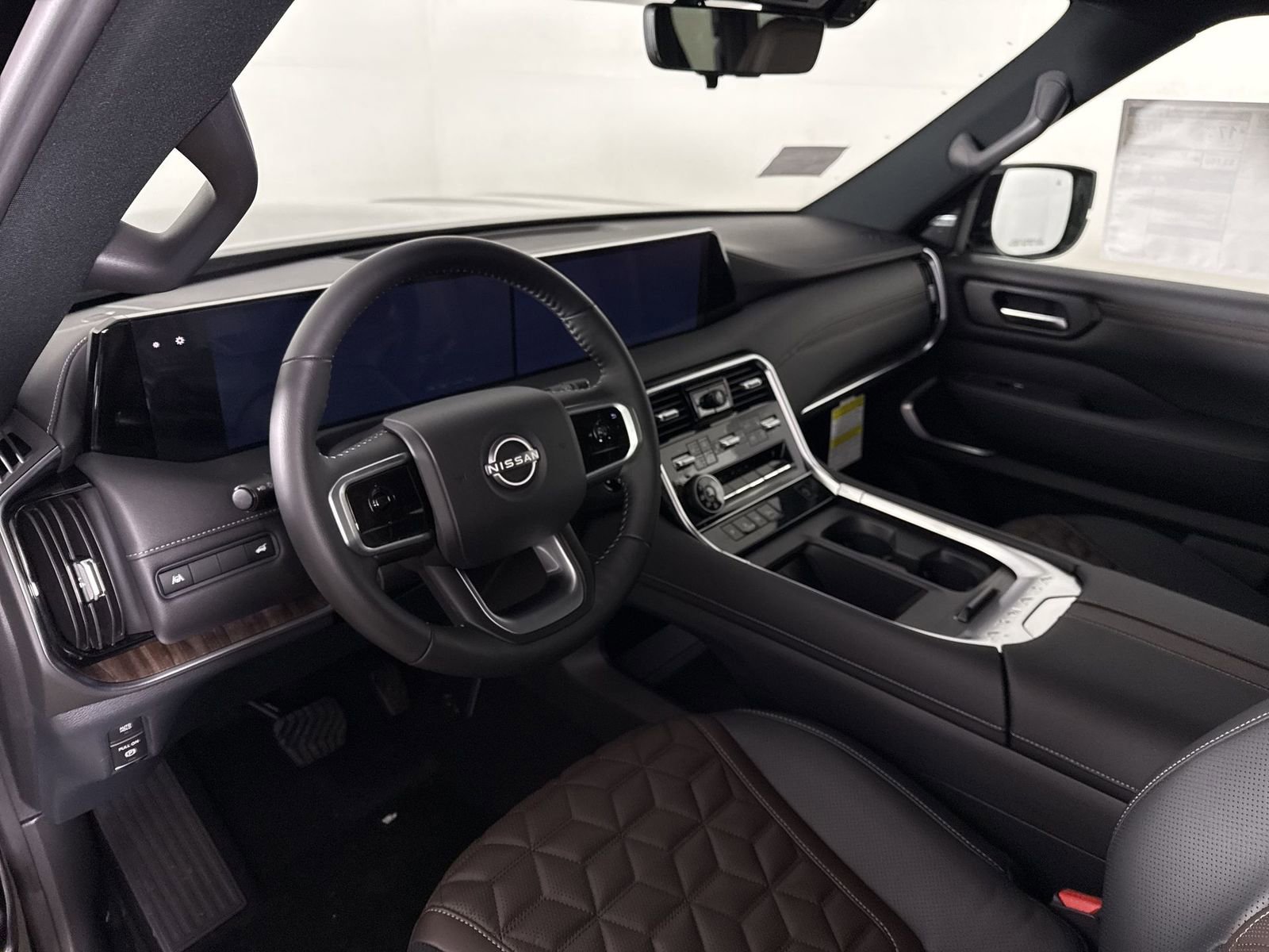 New 2026 Nissan Armada Platinum image 5