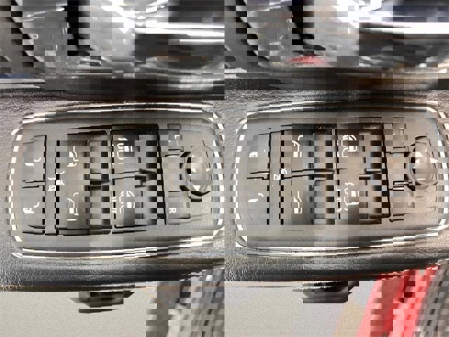 Used 2017 RAM 1500 Laramie w/ Convenience Group image 15