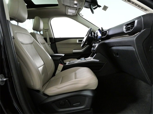 Used 2023 Ford Explorer Limited w/ Equipment Group 301A image 10