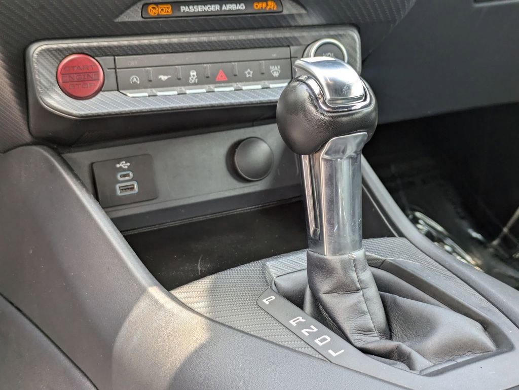 Used 2025 Ford Mustang Premium image 22