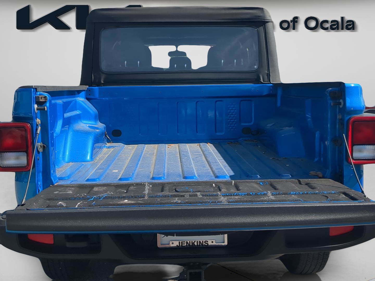 Used 2021 Jeep Gladiator Sport image 10