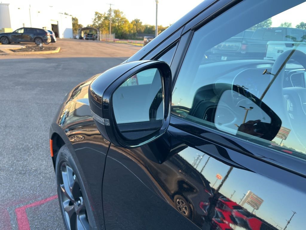 New 2026 Chrysler Pacifica Select w/ S Appearance Package image 57