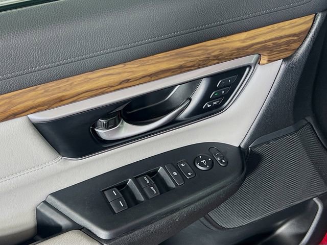Used 2022 Honda CR-V Touring image 11