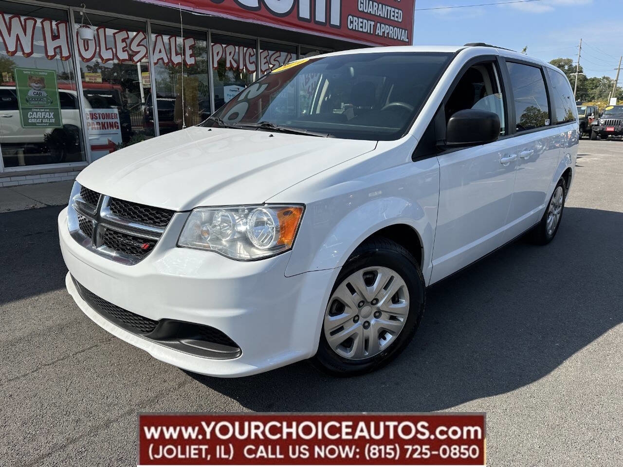 Used 2019 Dodge Grand Caravan SXT w/ Quick Order Package 29G SXT image 1