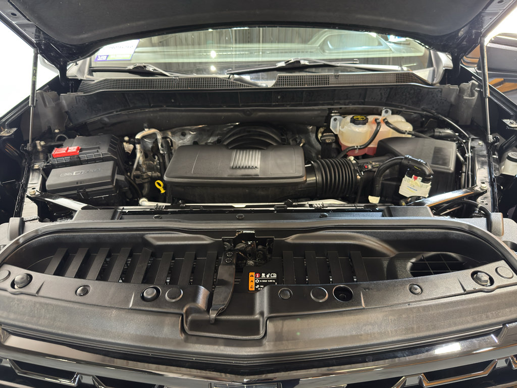 Used 2024 Chevrolet Silverado 1500 RST AWD/4WD image 40