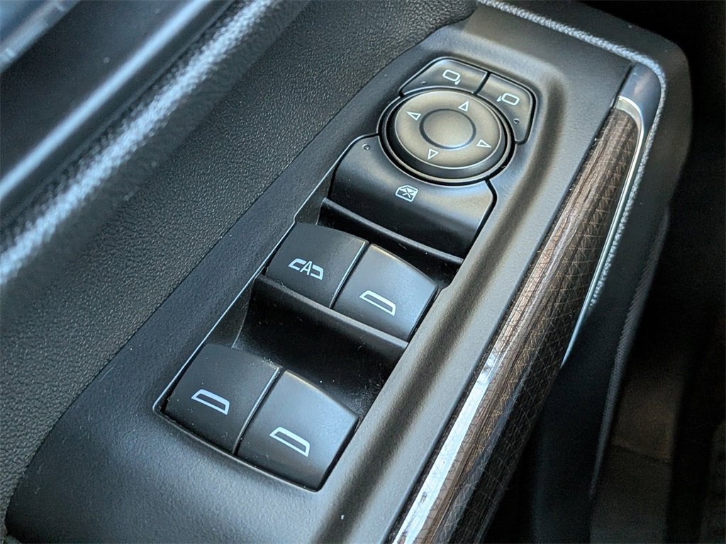 Used 2022 Chevrolet Silverado 1500 RST image 22