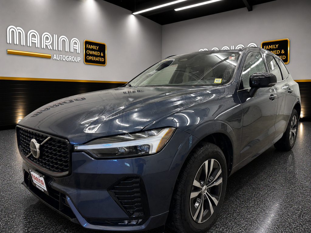 Used 2024 Volvo XC60 B5 Core AWD/4WD image 17