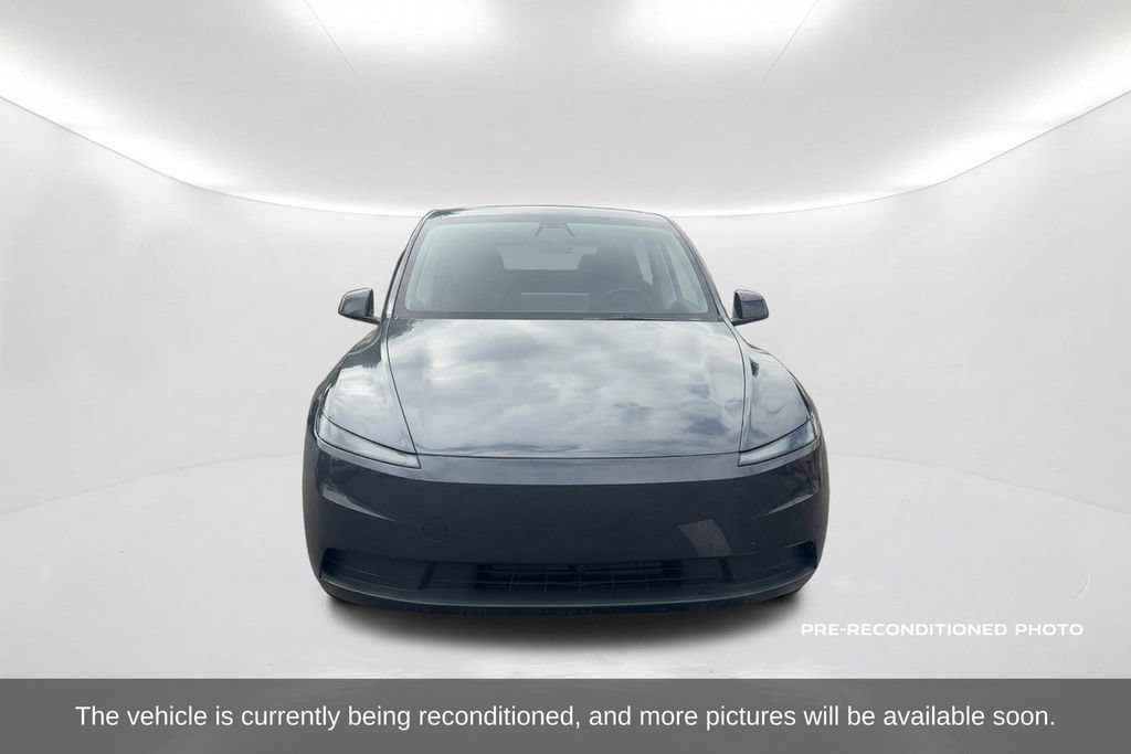 Used 2026 Tesla Model Y 2WD image 2