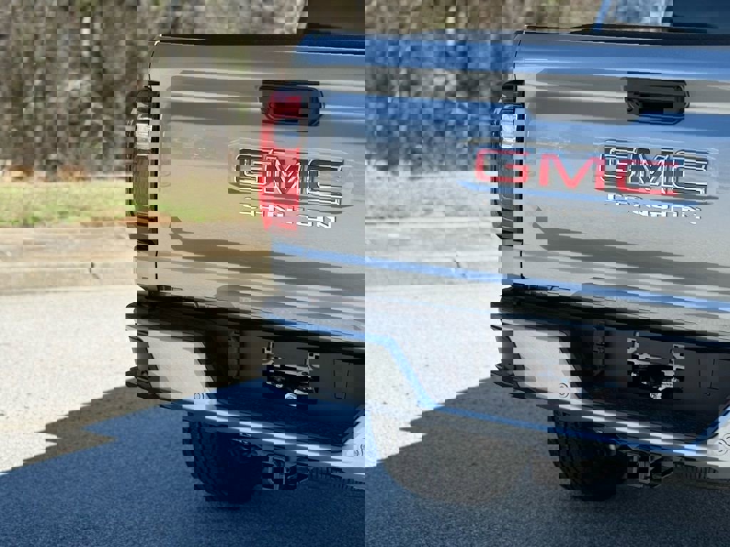 New 2026 GMC Canyon Elevation image 13