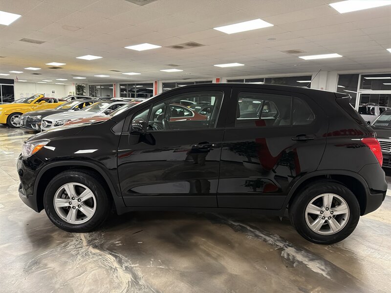 Used 2020 Chevrolet Trax LS FWD image 6