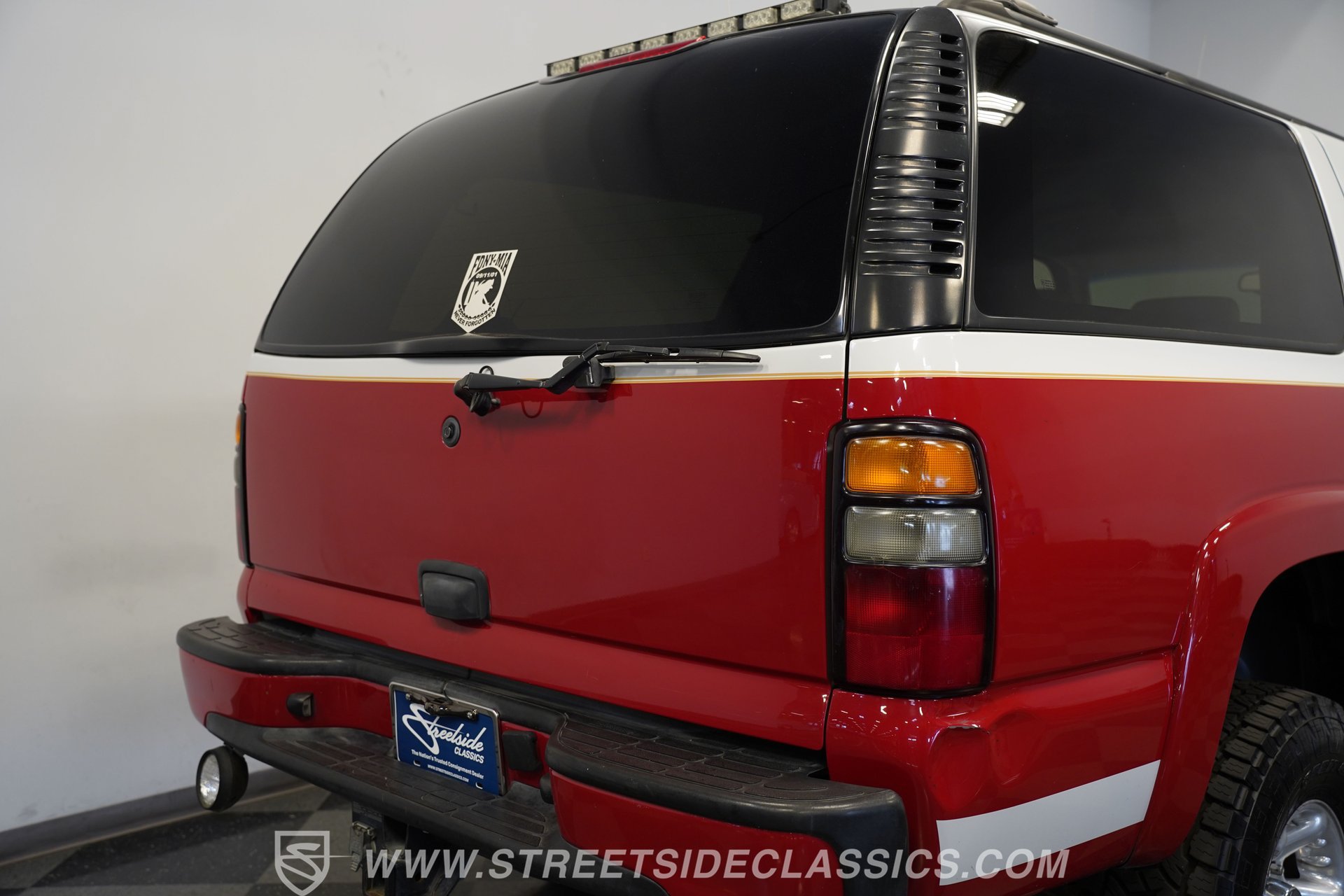 Used 2004 Chevrolet Suburban 2500 LS w/ Suspension Package, Autoride AWD/4WD image 31