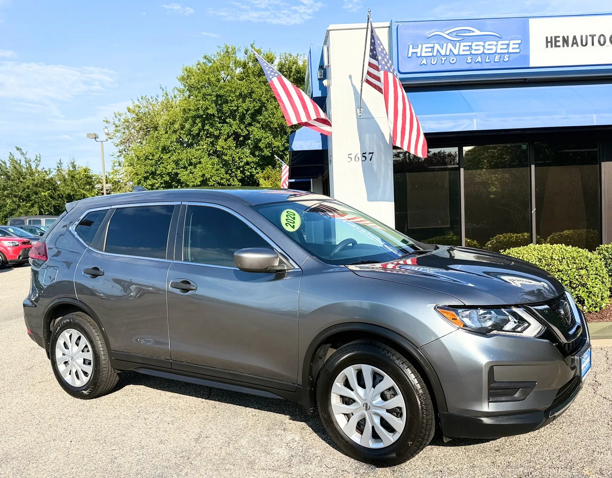 Used 2020 Nissan Rogue S FWD image 11