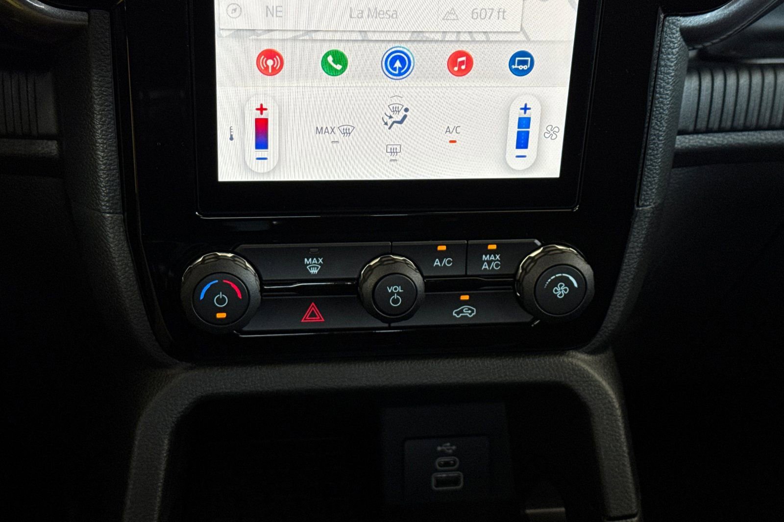 New 2025 Ford Ranger XLT w/ Black Appearance Package image 19