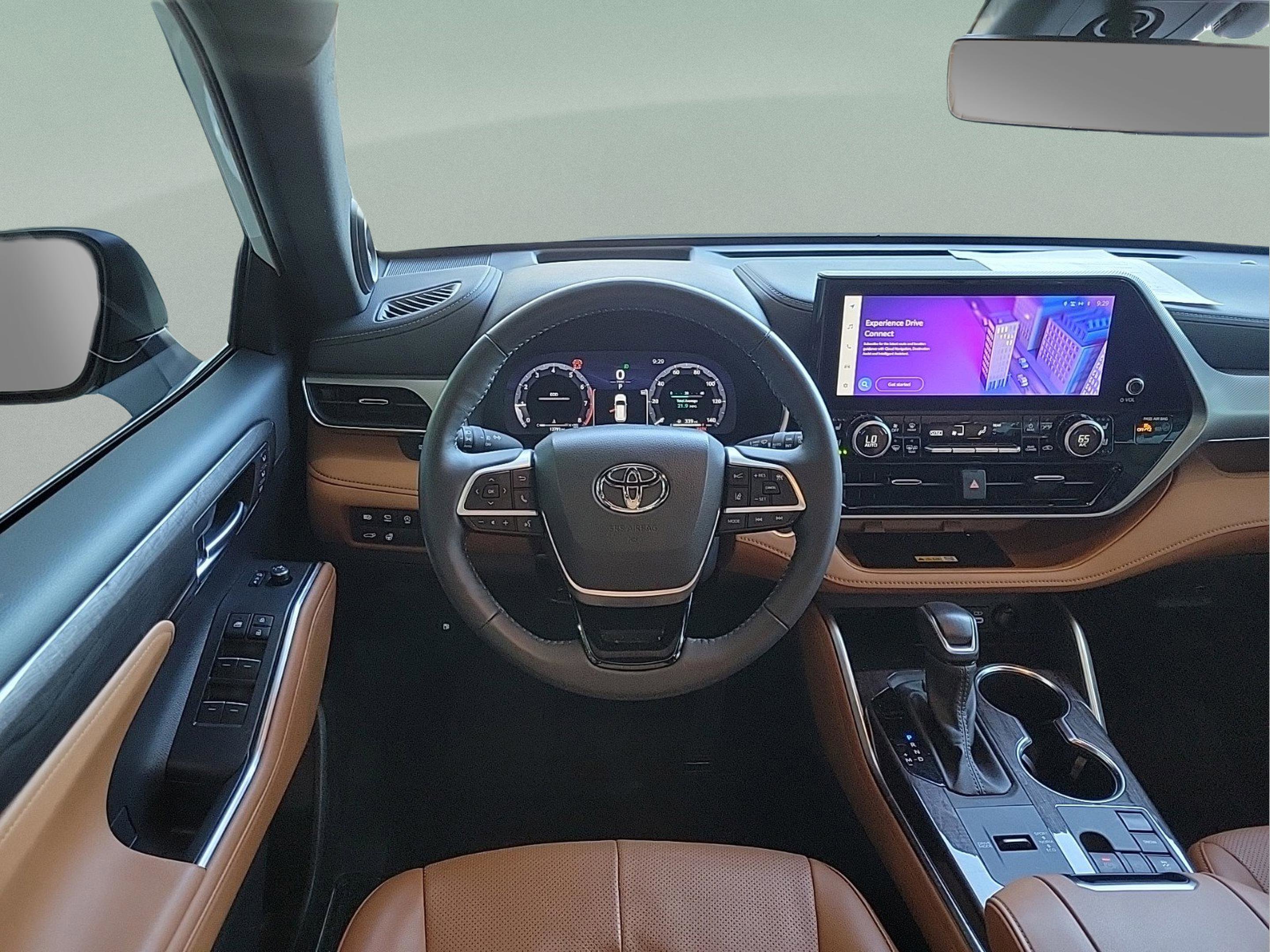 Used 2024 Toyota Highlander Platinum image 14