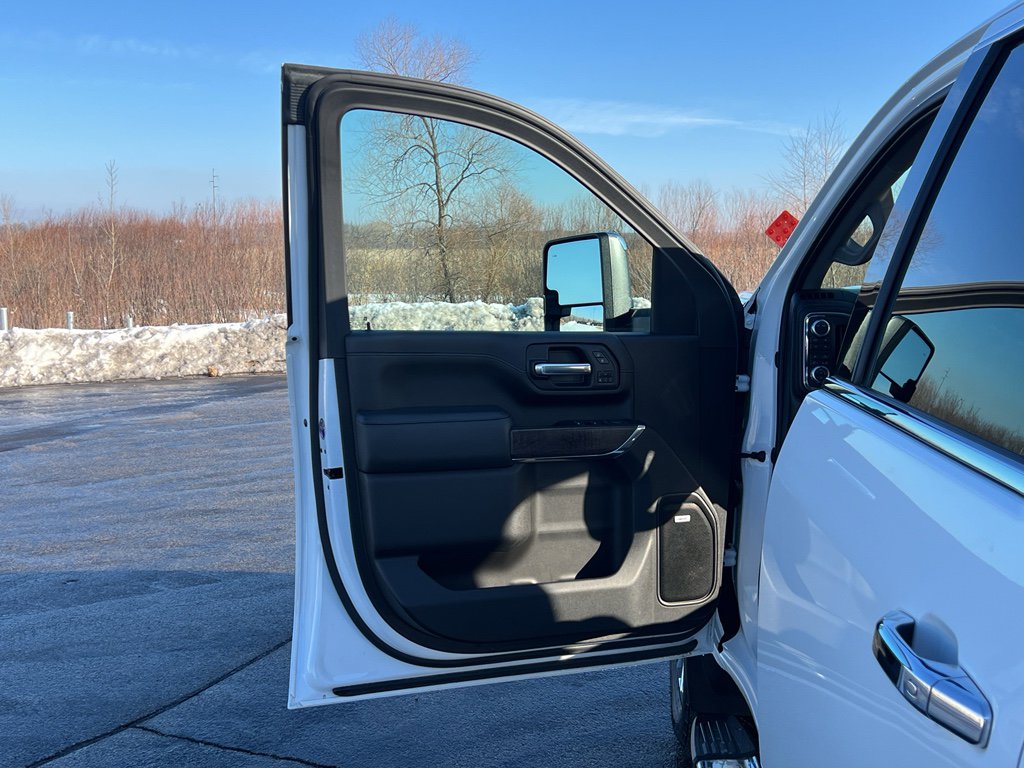 Used 2023 GMC Sierra 2500 Denali image 14