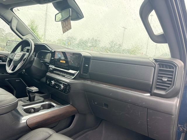 Used 2023 GMC Sierra 1500 SLT AWD/4WD image 19