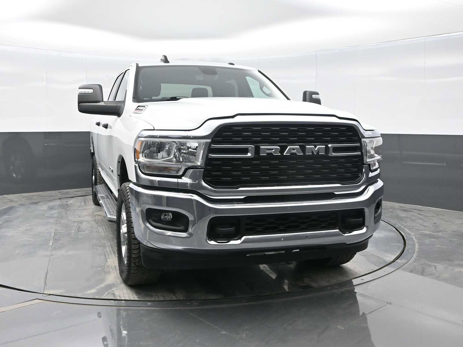 Used 2024 RAM 2500 Big Horn image 3