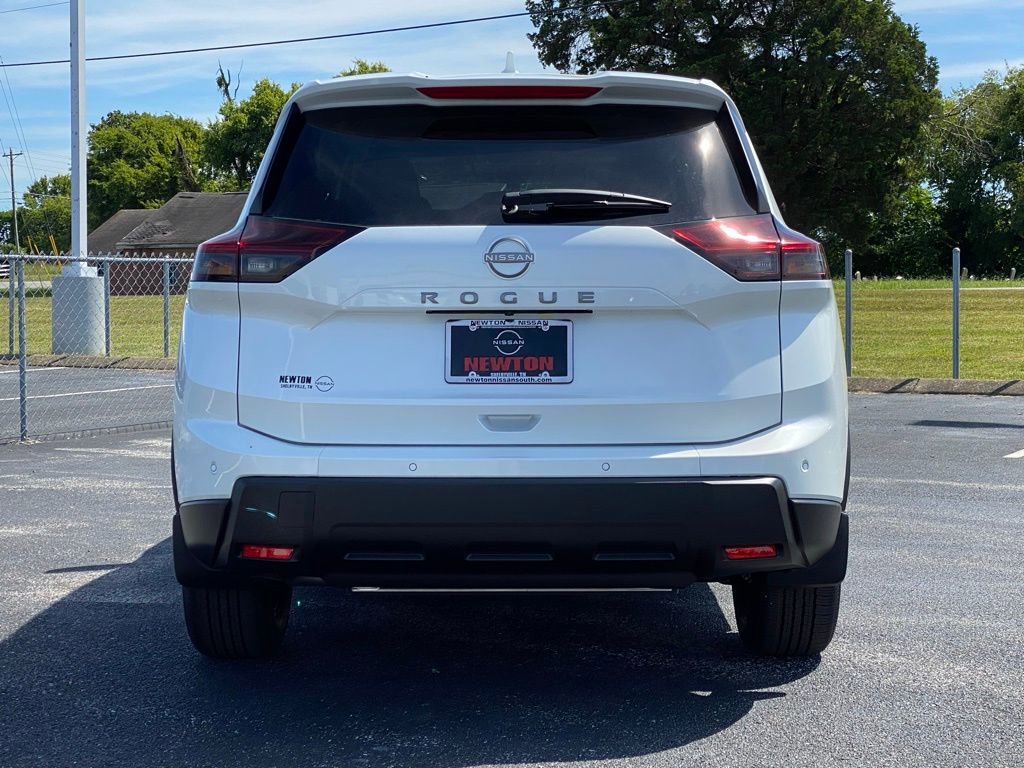 New 2026 Nissan Rogue SV image 5