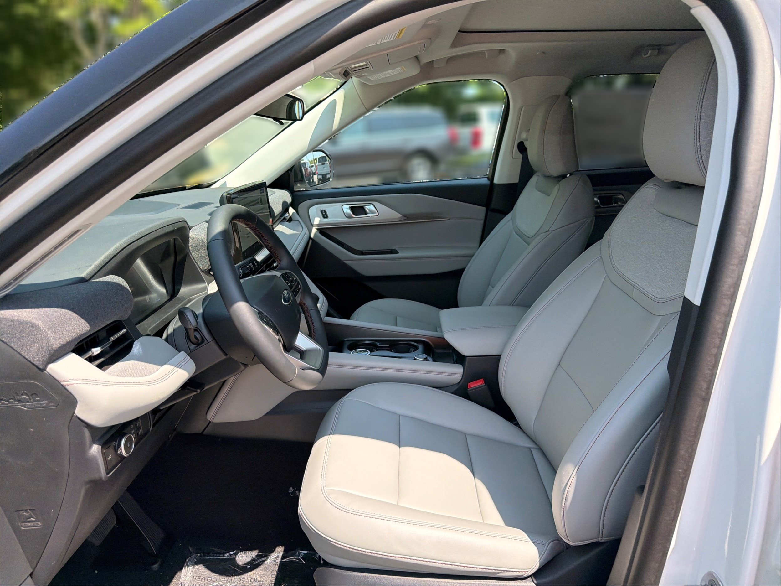 New 2026 Ford Explorer Active w/ Active Comfort Package AWD/4WD image 11