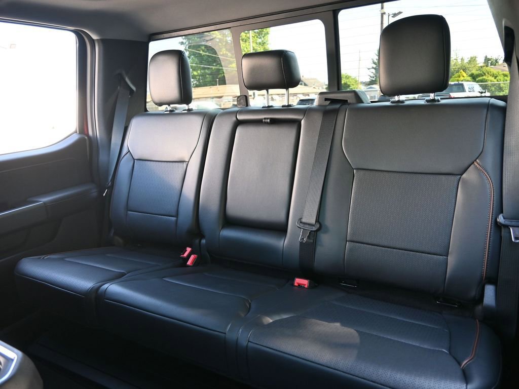 New 2025 Ford F350 Lariat w/ Lariat Ultimate Package image 27