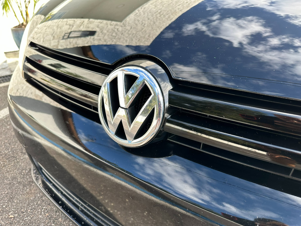 Used 2011 Volkswagen Golf TDI image 5