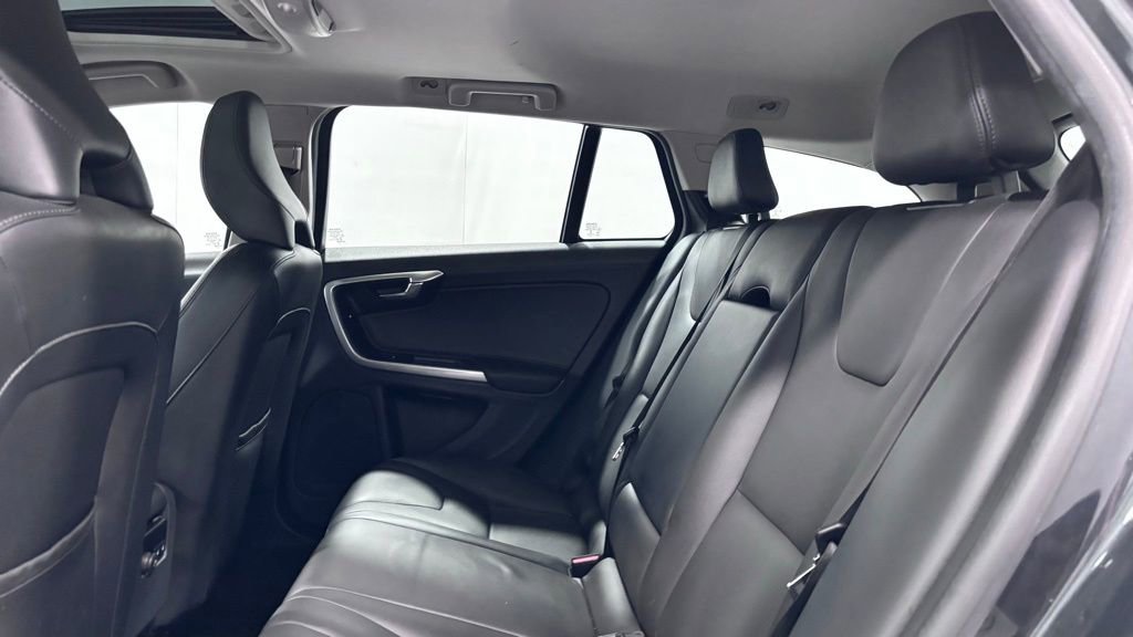 Used 2015 Volvo V60 T5 Premier image 22