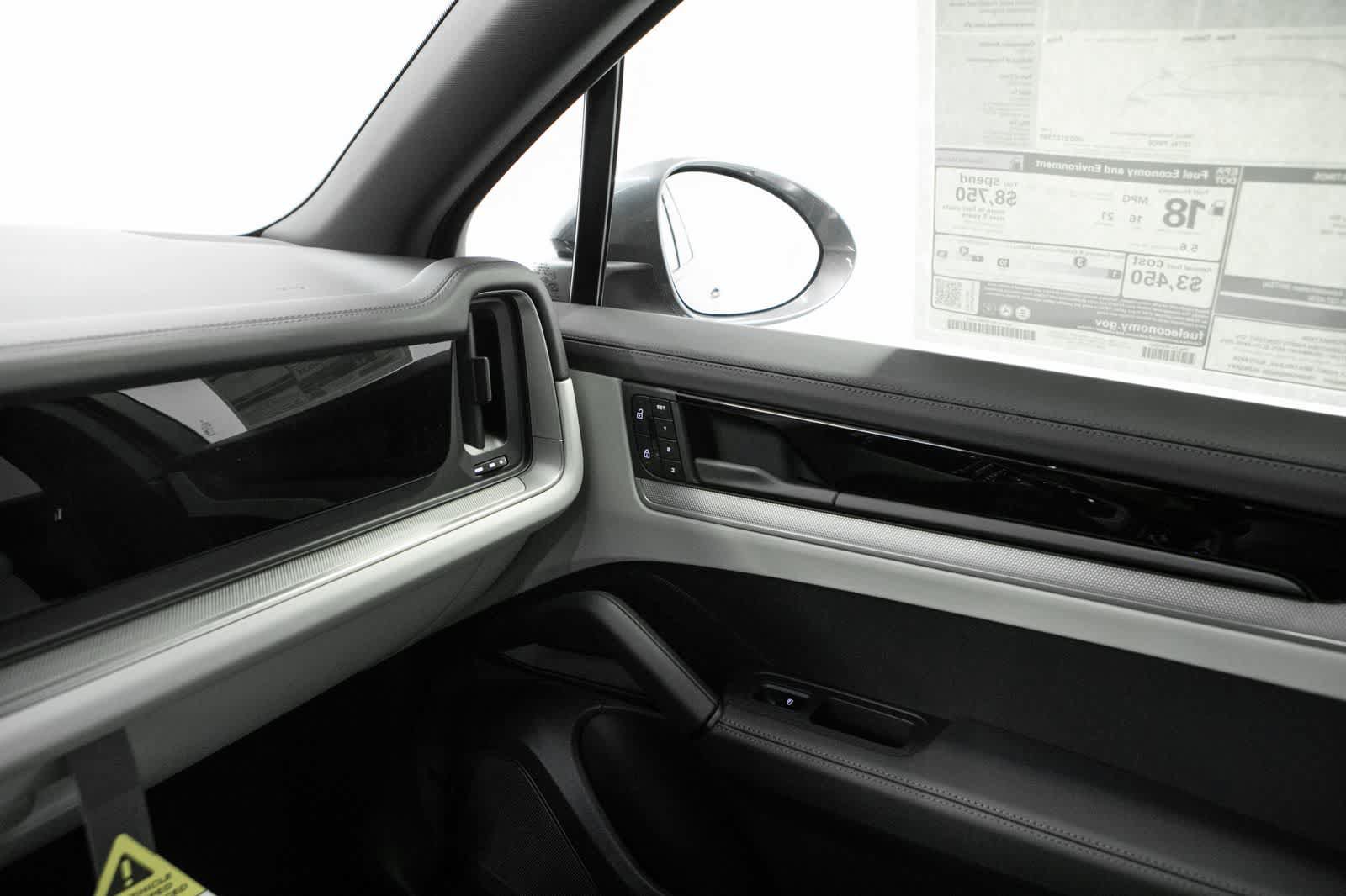 New 2026 Porsche Cayenne S AWD/4WD image 27