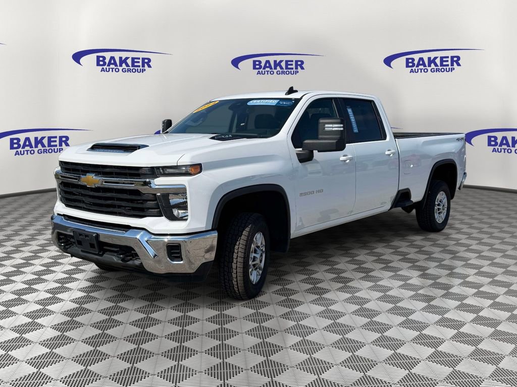 Used 2024 Chevrolet Silverado 2500 LT image 4