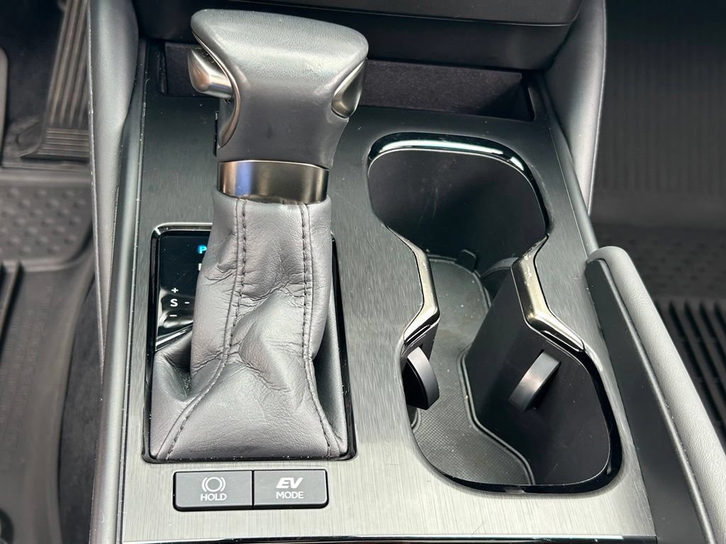 Used 2024 Lexus ES 300h w/ Premium Package FWD image 32