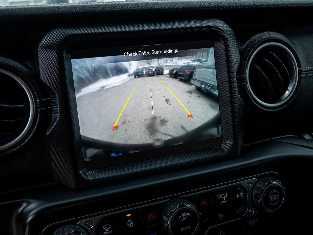 Used 2023 Jeep Wrangler Unlimited Sahara w/ Cold Weather Group AWD/4WD image 20