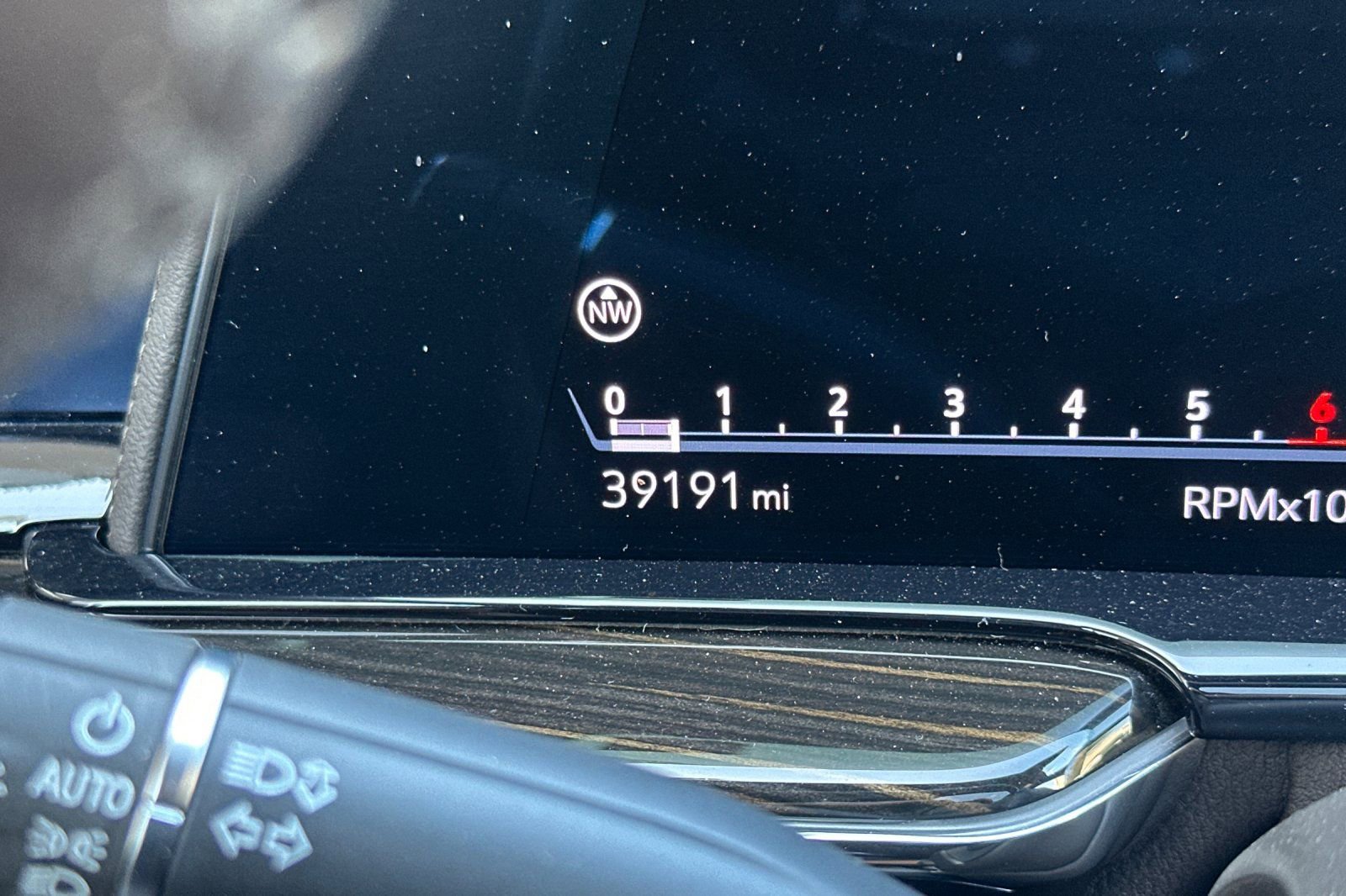 Used 2023 Cadillac Escalade ESV Sport w/ Touring Package image 40