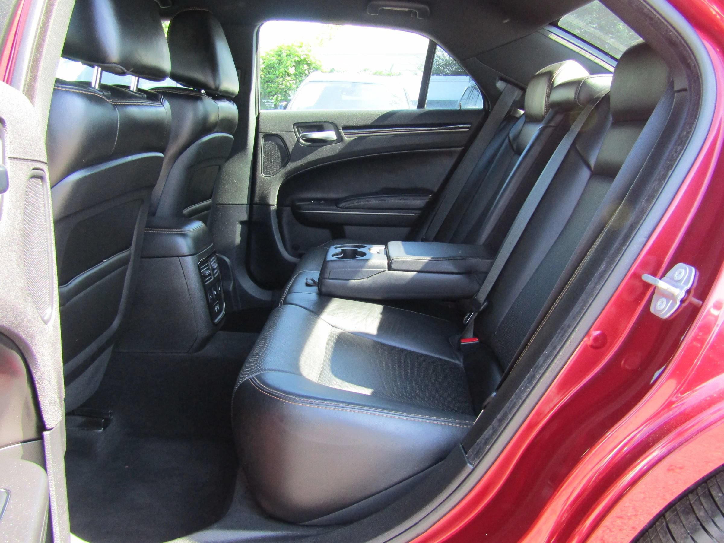 Used 2018 Chrysler 300 S w/ Safetytec Plus Group AWD/4WD image 13