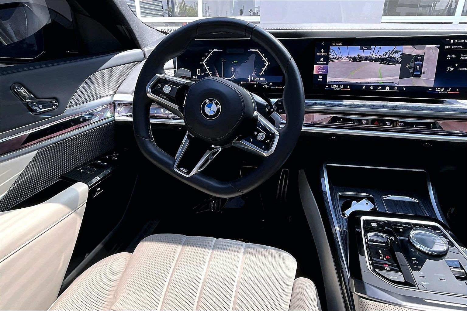 Used 2025 BMW 760i xDrive w/ Luxury Rear Seating Package AWD/4WD image 5