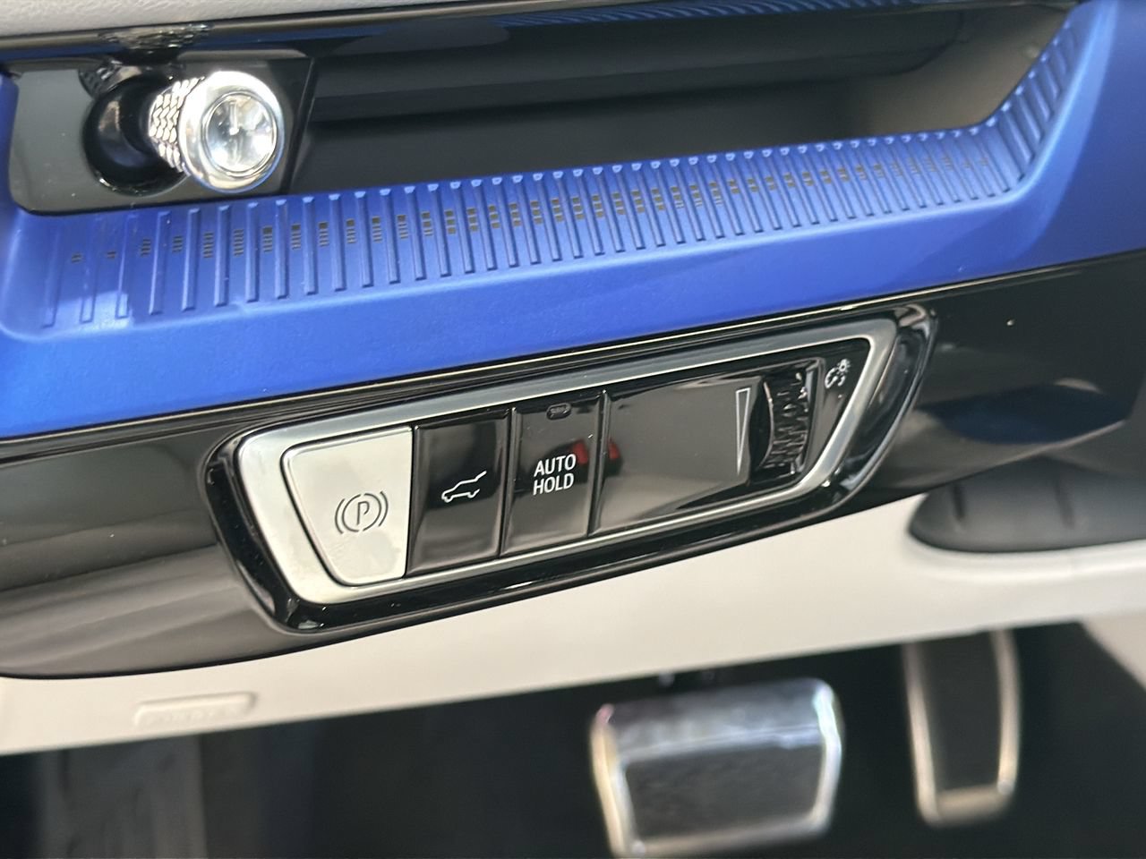 New 2027 Cadillac Optiq Sport RWD image 19