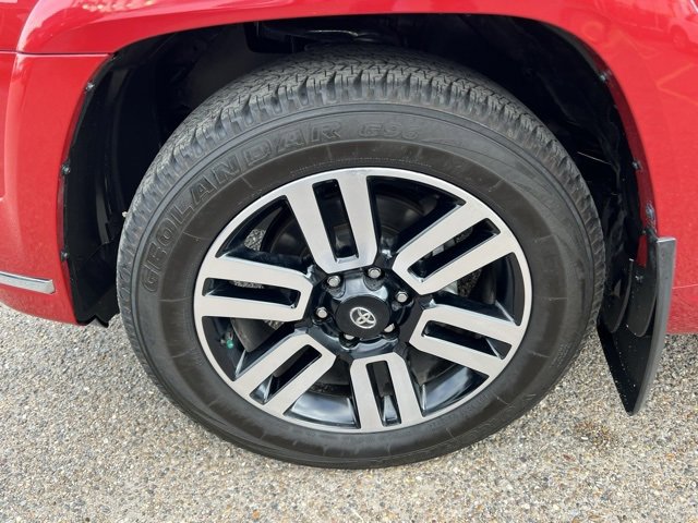 Used 2024 Toyota 4Runner Limited image 10