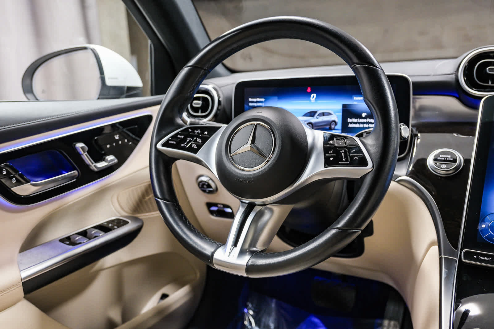 Used 2023 Mercedes-Benz GLC 300 image 19