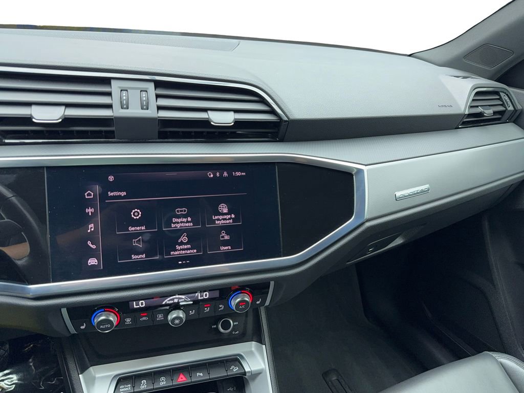 Used 2022 Audi Q3 2.0T Premium image 23