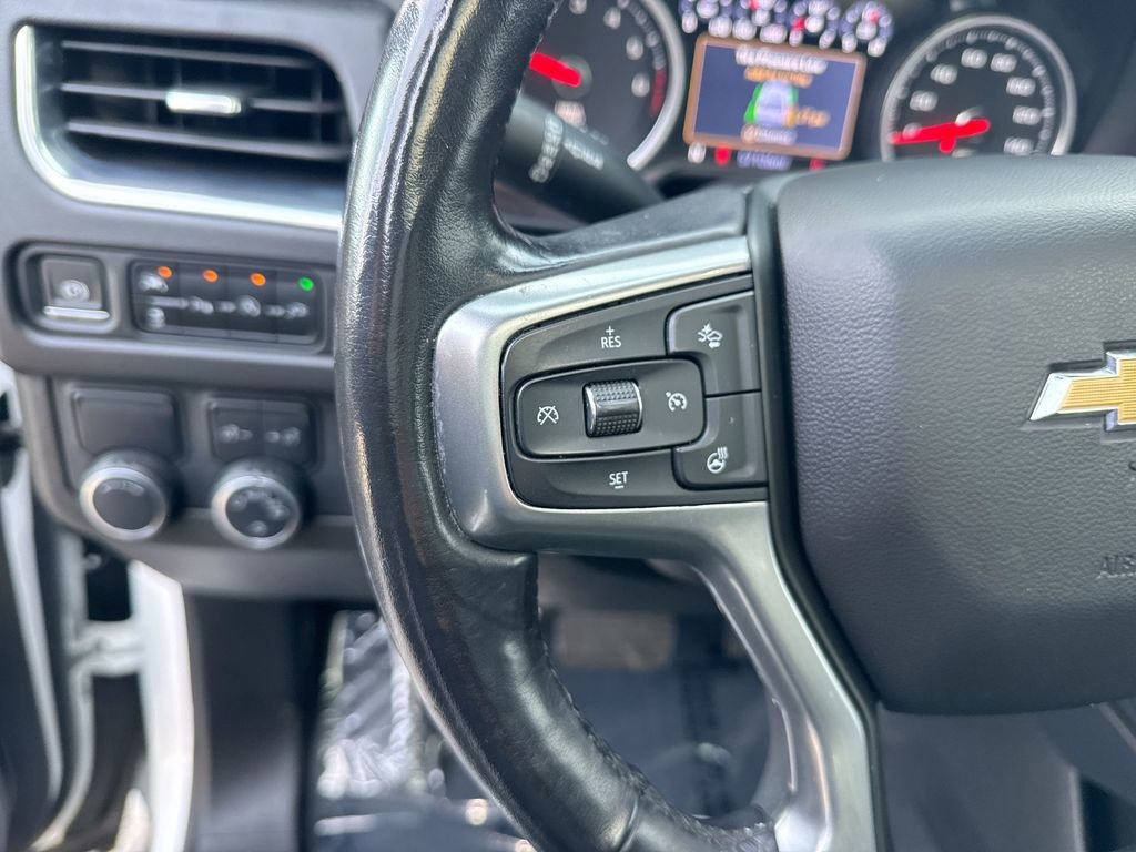 Used 2021 Chevrolet Tahoe Premier w/ Premium Package image 17