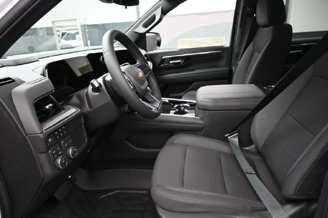 New 2026 Chevrolet Tahoe LS w/ LPO, Dark Essentials Package AWD/4WD image 8
