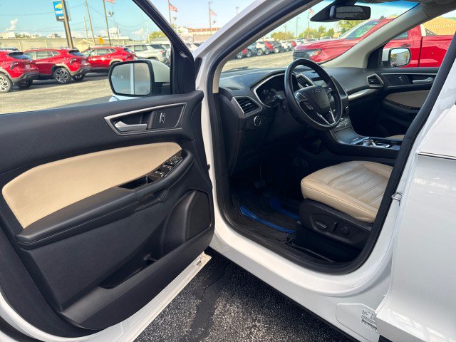 Used 2020 Ford Edge SEL w/ Cold Weather Package AWD/4WD image 13