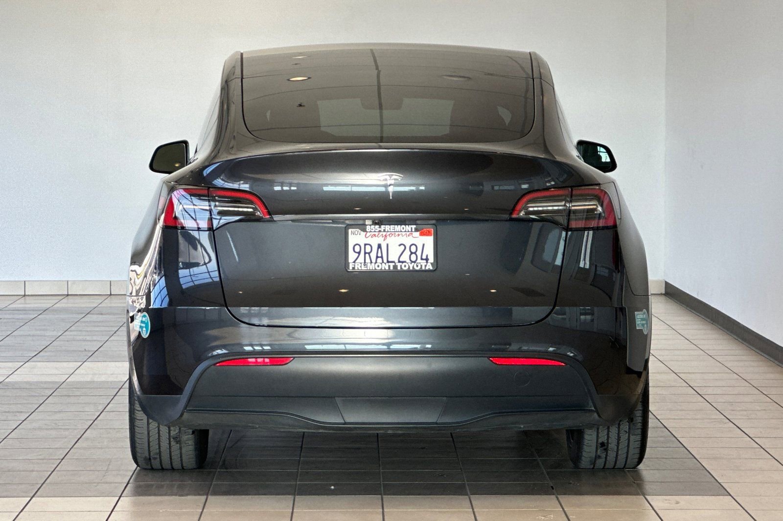 Used 2025 Tesla Model Y Long Range image 5